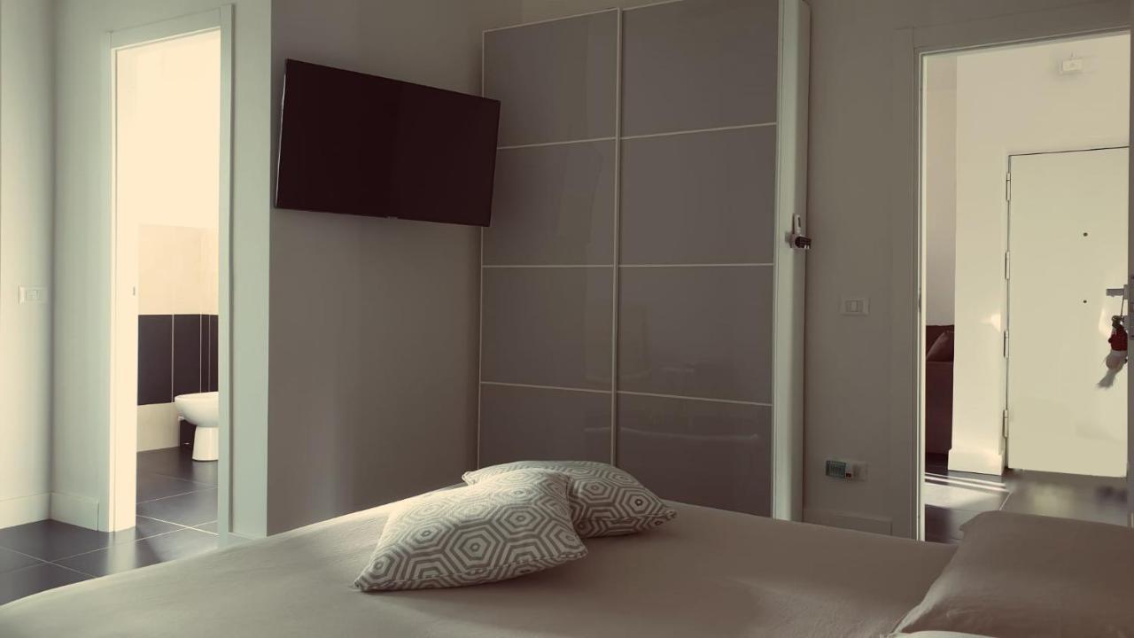 Efeso 19 Hotel โรม ภายนอก รูปภาพ
