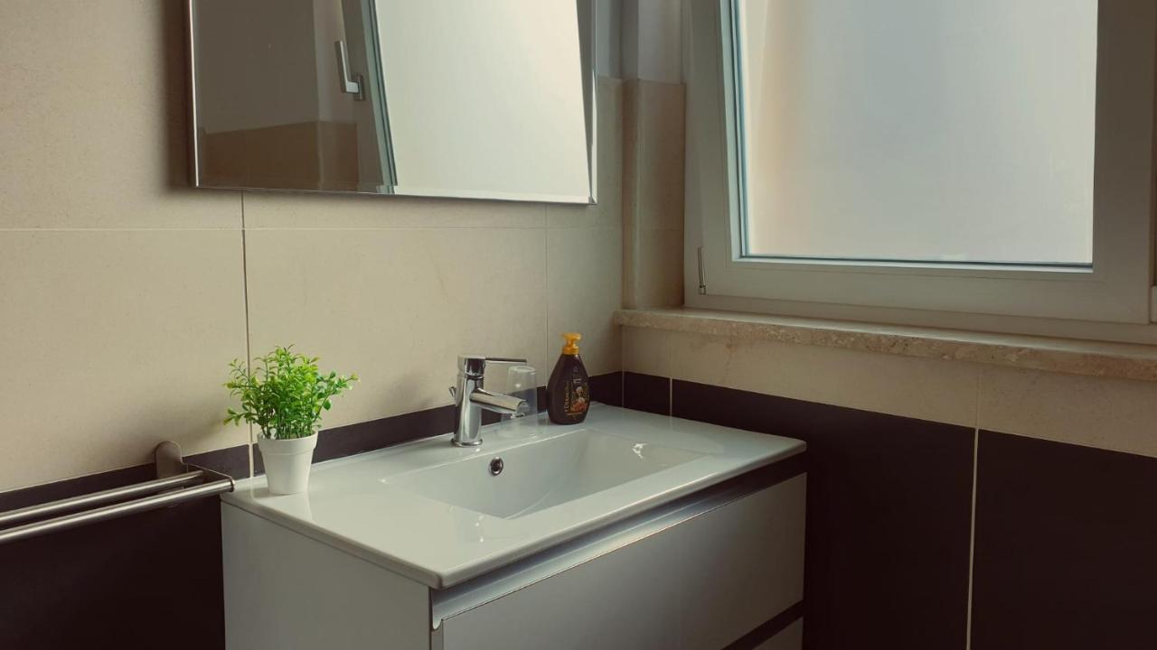 Efeso 19 Hotel โรม ภายนอก รูปภาพ